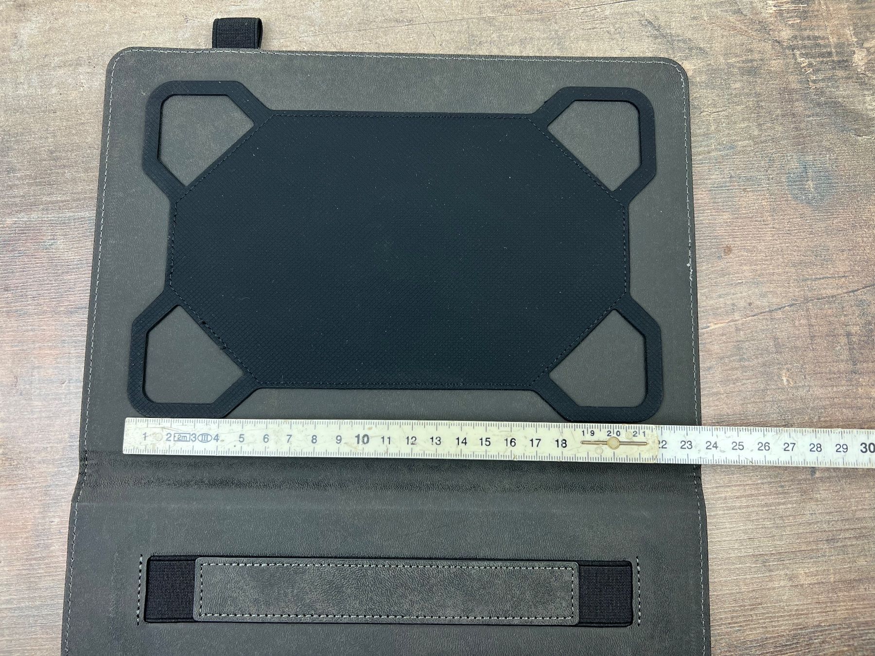Covers & Schutzfolien: Universal Tablet Etui Cover Weiss – Neu und originalverpackt aus Hallau von R.R.91 1