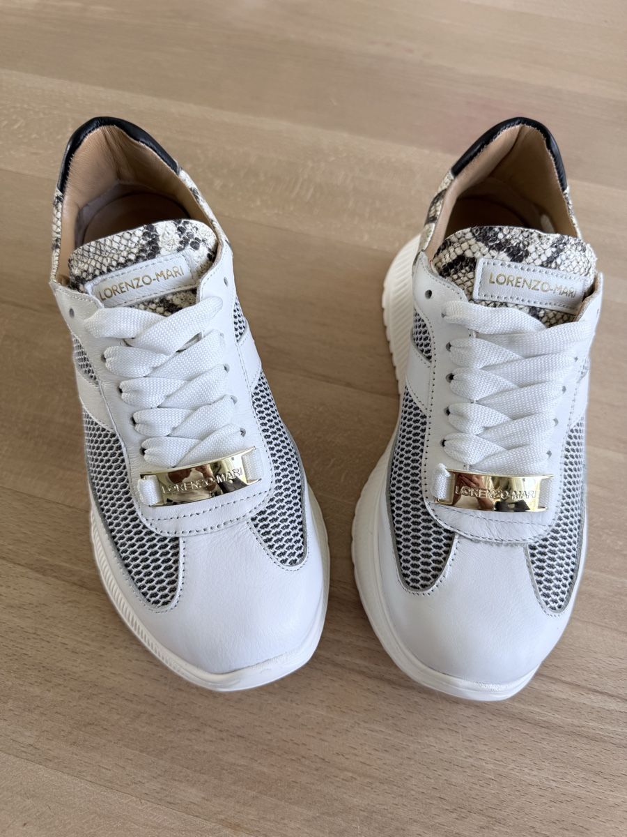 Scarpe da donna: Lorenzo-Mari Sneaker, Leder/Python-Optik, Gr. 36, neuwertig – Usato da Hosenruck venduto da esthilein71