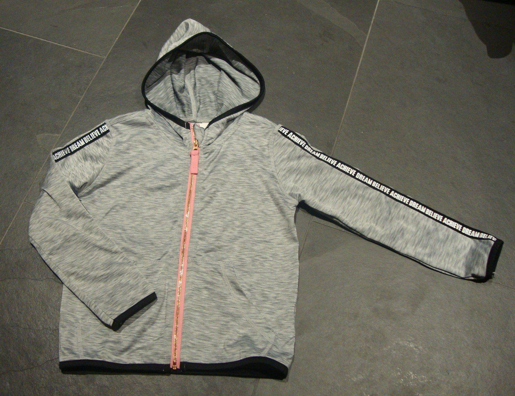Jacken & Mäntel: ++ leichte Jacke in grau ++ Gr. 104 ++ NEU ++ – Neu (gemäss Beschreibung) aus Chur von aladin_04