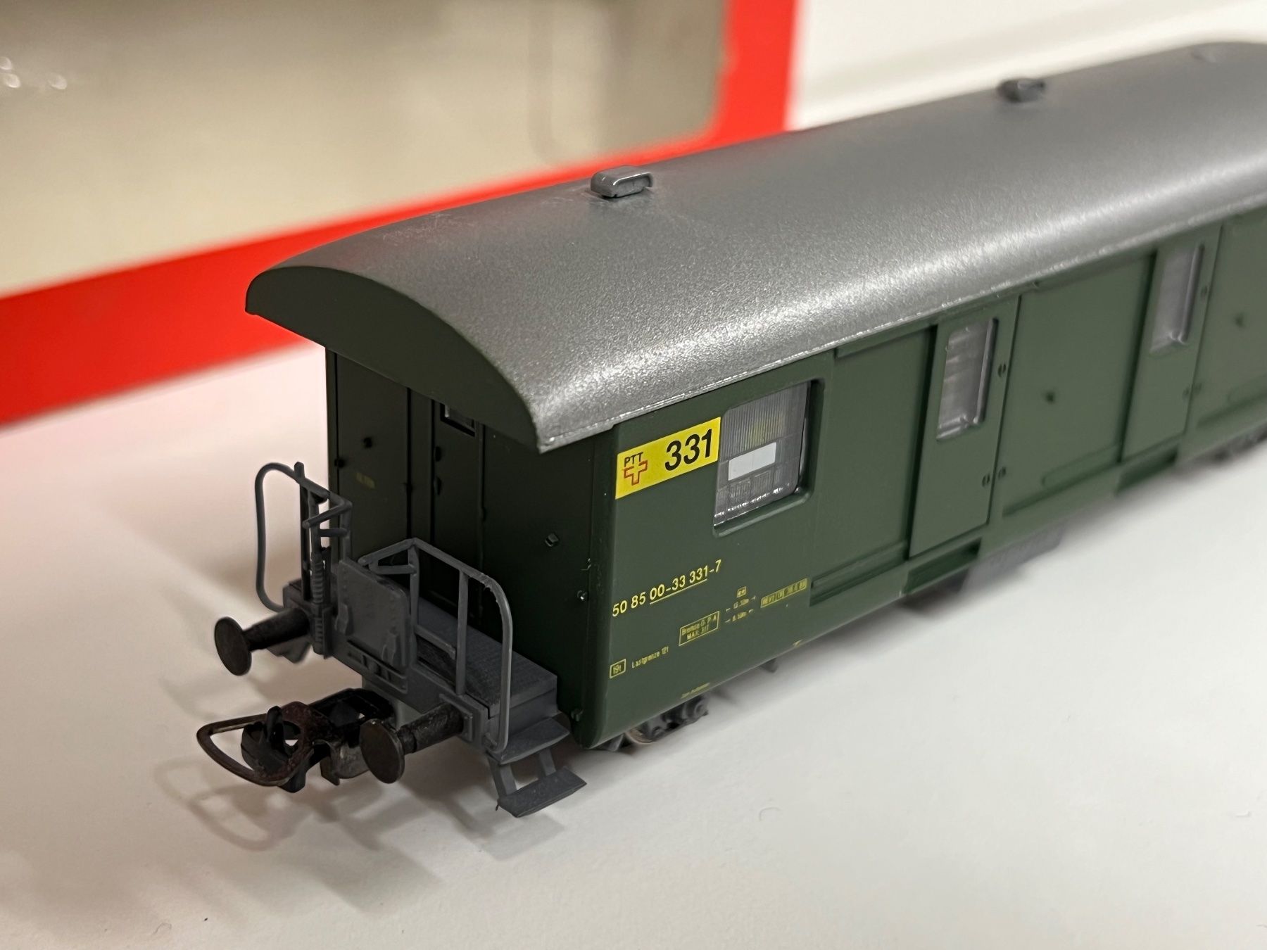 Aku Modellini di ferrovie: AKU H0 Postwagen PTT 331-7 AC – Nuovo (secondo la descrizione) da Geroldswil venduto da TopTrain54 2
