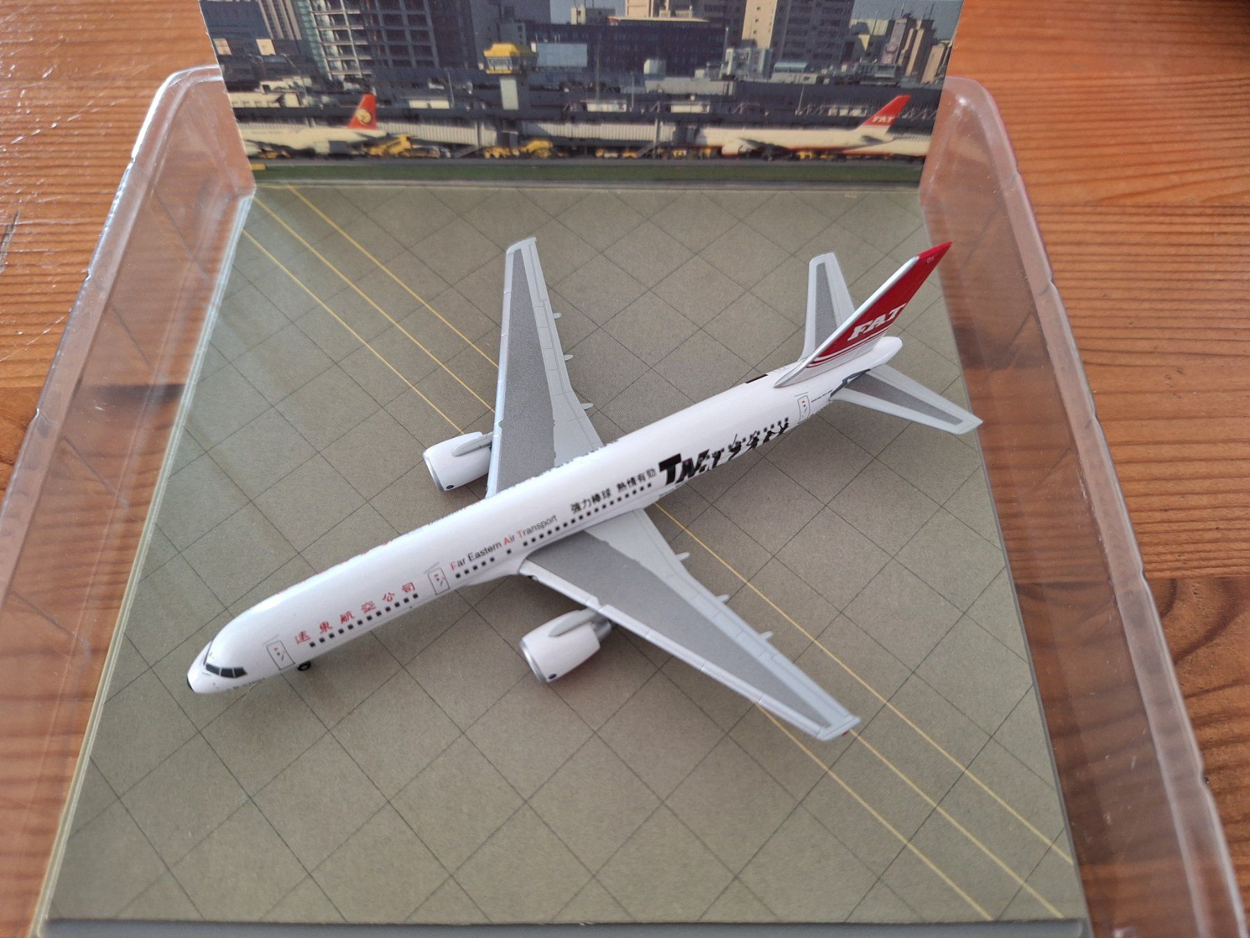 Boeing Modellbausätze & Standmodelle: FAT B757-200 1:400 – Gebraucht aus Sargans von nicsam1815 1