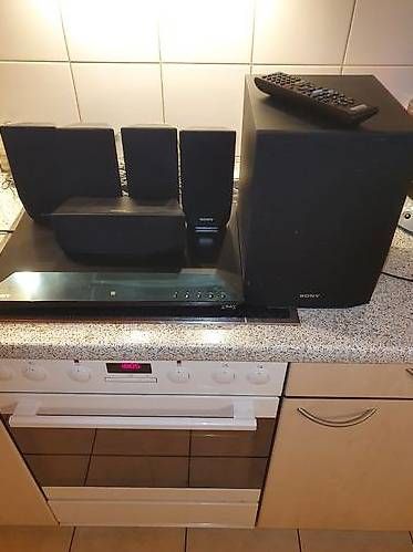 Home cinéma: Sony Blu-ray Disc DVD Home Theatre System – D'occasion à Wattenwil par Rasta1978