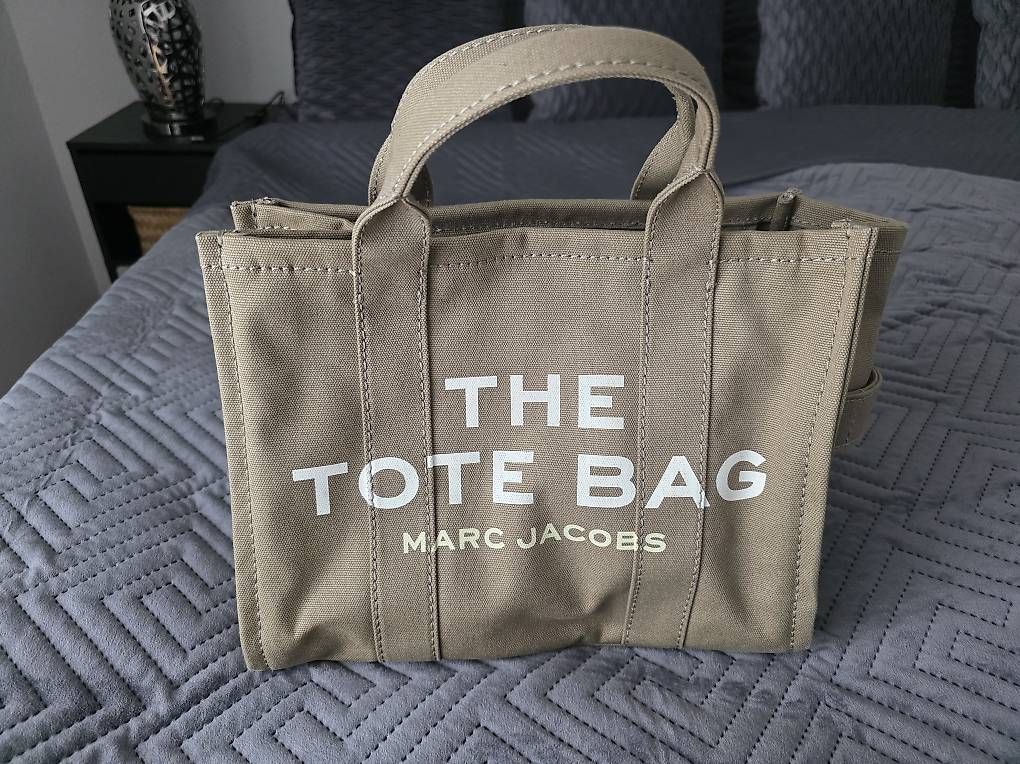 Borse da donna: Tasche Marc Jacobs Tote Bag – Usato da Oensingen venduto da Sarahlu