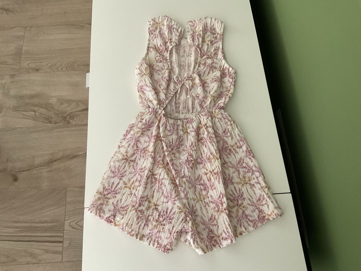 Jumpsuits: Jumpsuit / Overall Gr. 146 Mädchen  – Neu (gemäss Beschreibung) aus Pfäffikon ZH von Ben0707 1