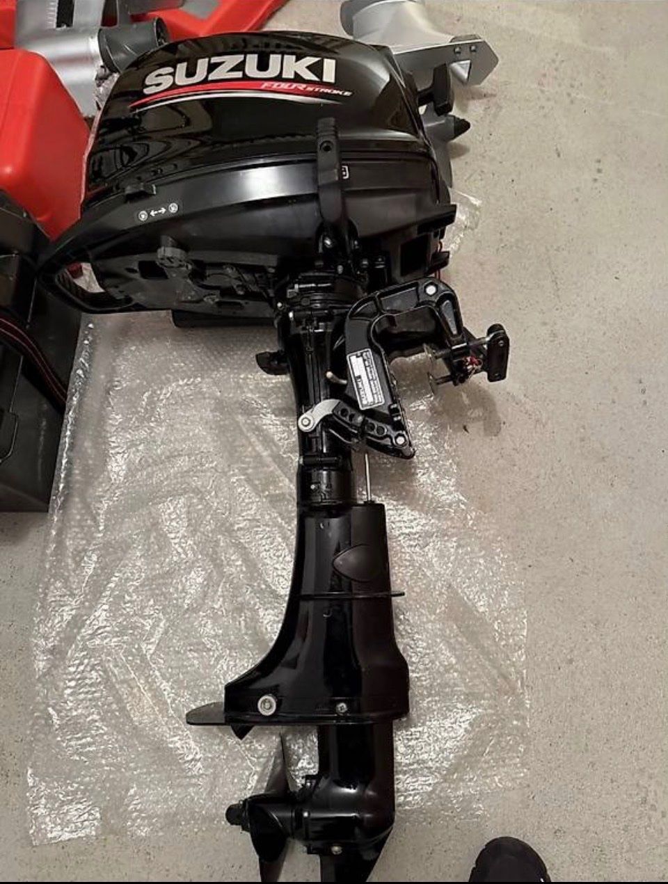 Suzuki Motoren: 4 ps 4 takt kurz – Gebraucht aus Uster von Fesk 1
