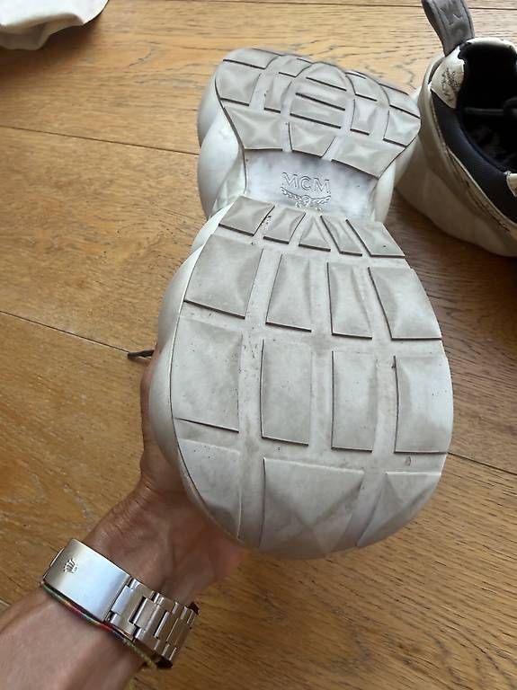 Scarpe da uomo: MCM ORIGINAL GR 43 – Usato da Schindellegi venduto da Poshanna 1