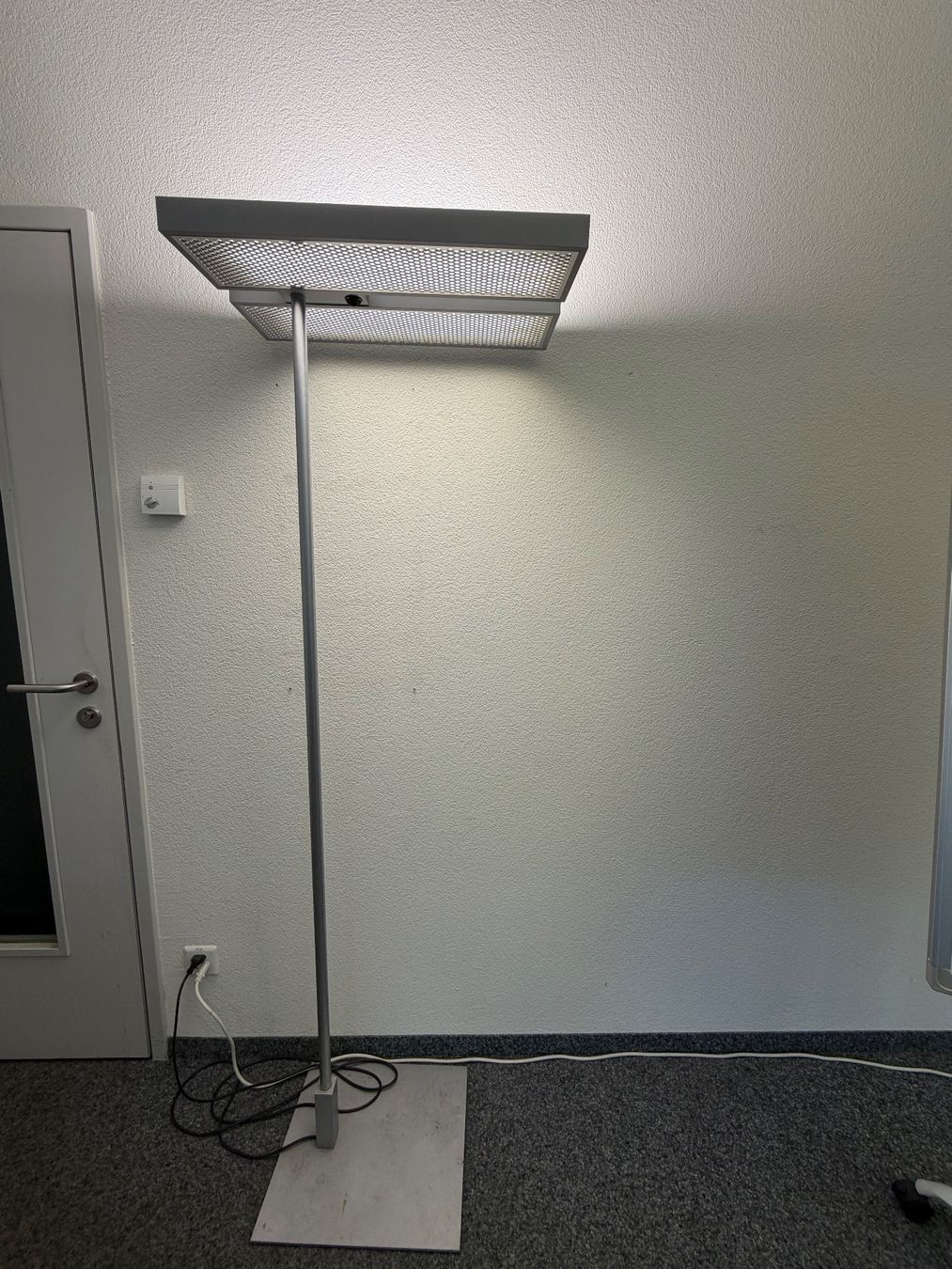 Regent Lampen: Regent Büro-Stehlampe – Gebraucht aus Zürich von hanswieheirii