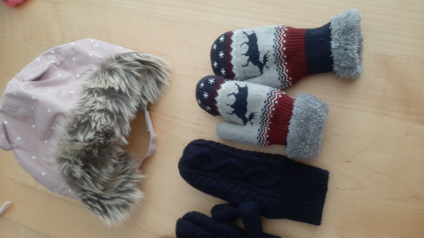 Kleiderpakete & -sets: K..41 R) Mädchen Kleider Winter Set ca. Gr. 68 – Gebraucht aus Wil SG von AmandaCreations 1