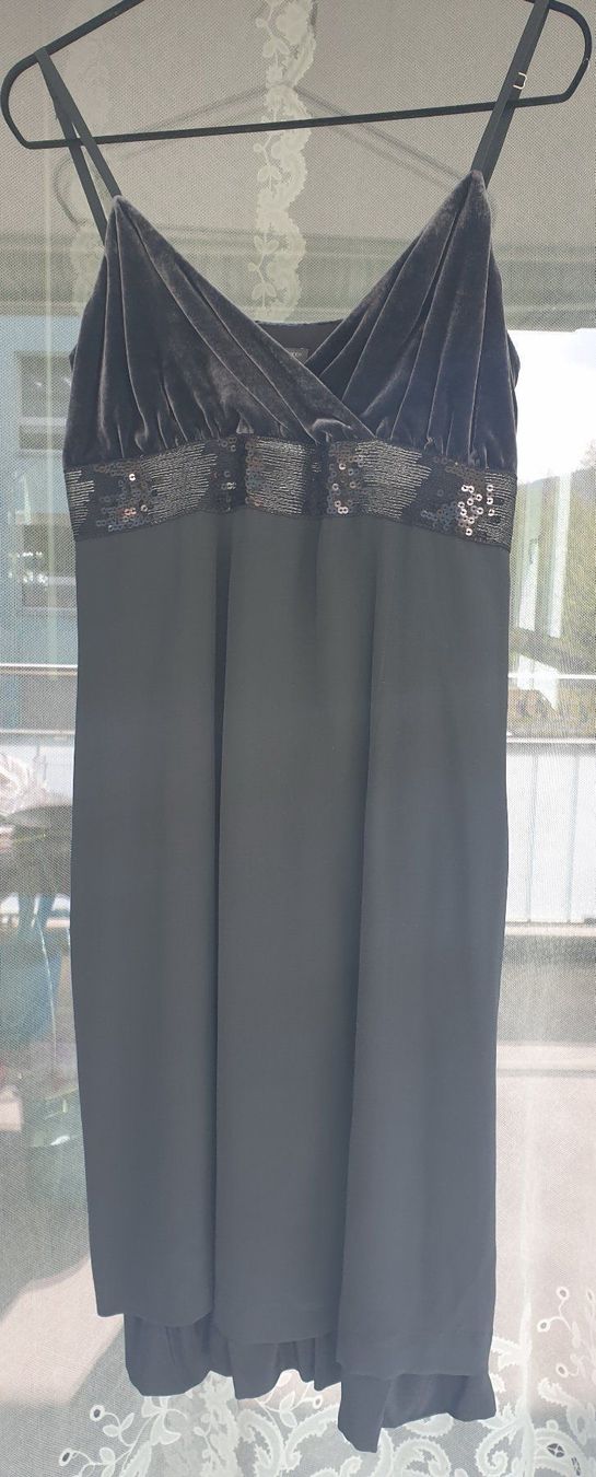 Alexander Mcqueen Kleider: Abendkleid ALEXANDER MCQUEEN,neu,CH-Gr.36,160 Fr. – Neu (gemäss Beschreibung) aus Bülach von reguskon