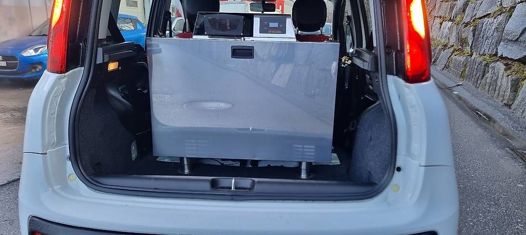 Autos: FIAT PANDA PIZZA  – D'occasion à Lodrino par Oras3 1