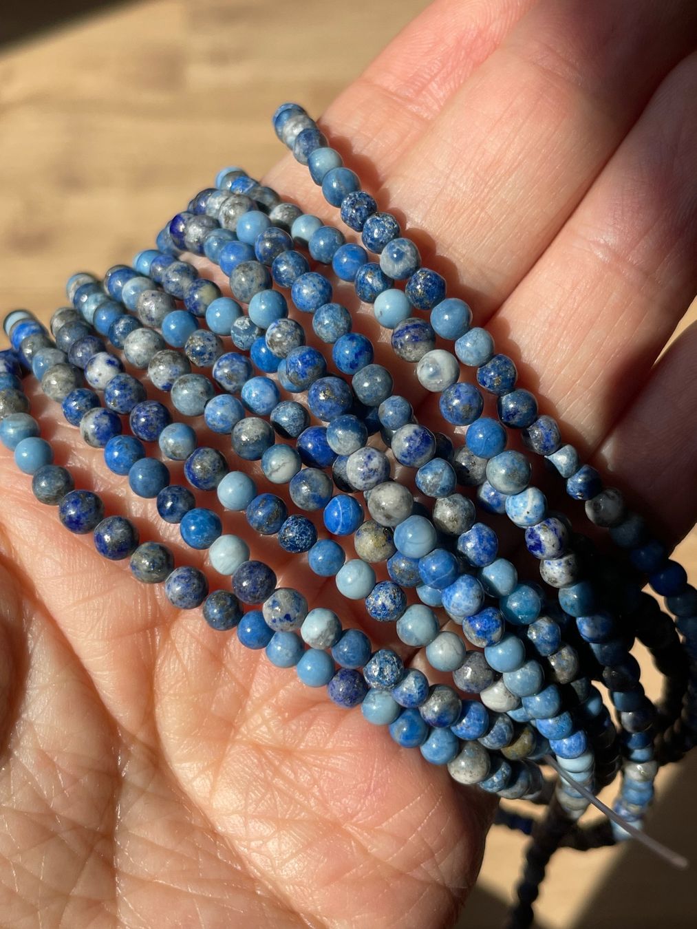 Minerali & Pietre curative: Stein Perlen Strang Lapislazuli 4mm – Nuovo e nell'imballaggio originale da Schiers venduto da sisikristall 2