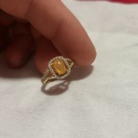 ​Opalring: 14k Goldring mit echtem Feueropal & Halo-Besatz