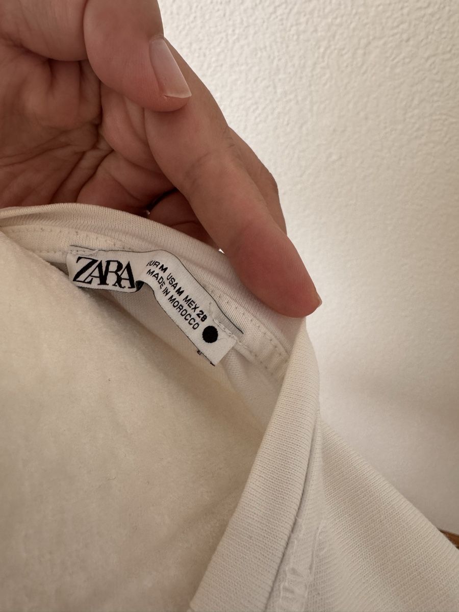 Zara T-shirt: Zara T-shirt Gr.M – Usato da Pfäffikon SZ venduto da EMMA0111 3