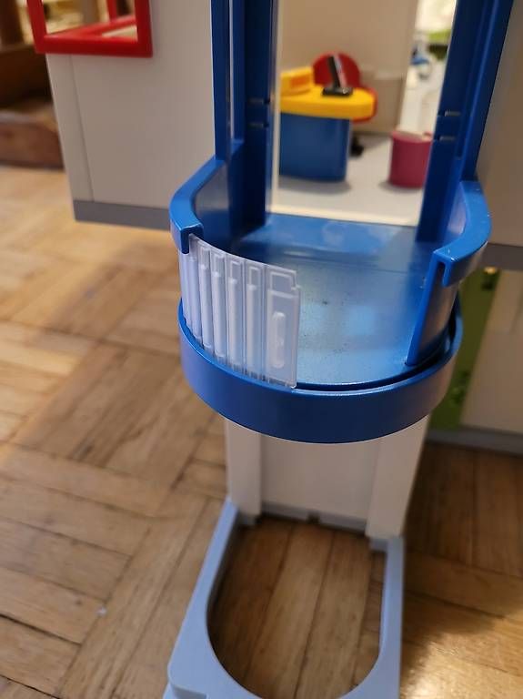 Giocattoli: Playmobil Schulhaus – Usato da Basel venduto da judith613 1