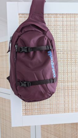 Patagonia ATOM SLING 8L UNISEX - Sac bandoulière - berry