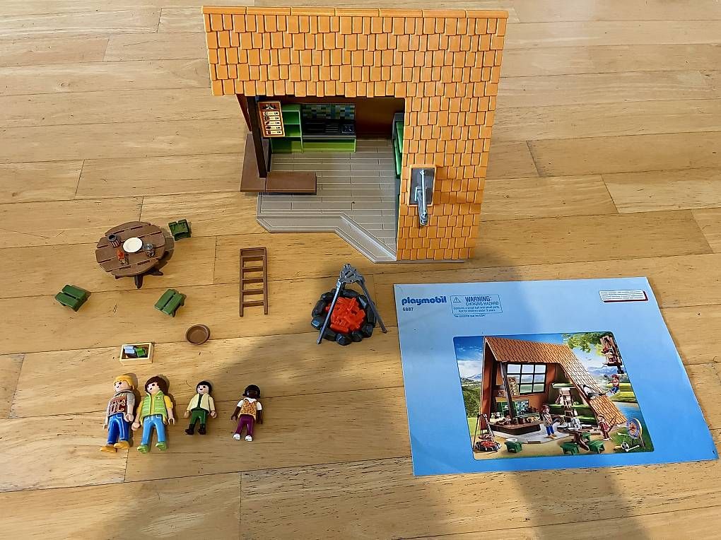 Spielzeuge: Playmobil Camping – Gebraucht aus Therwil von scoop75