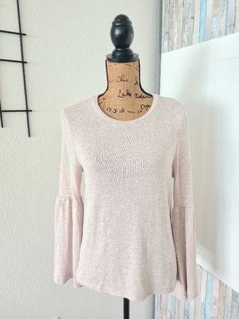 Only Pullover mit Trompetenärmel, Grösse M, Top Zustand!