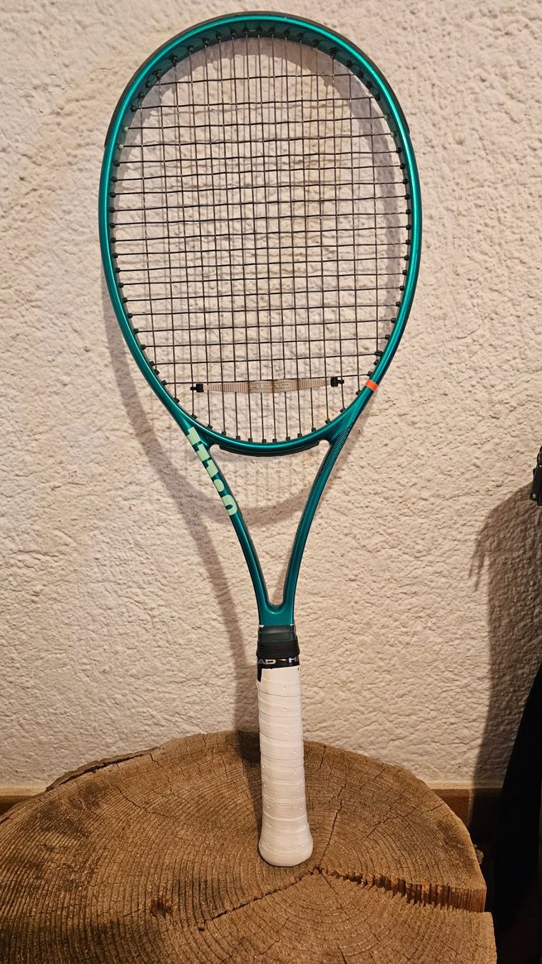 Wilson Racchette: Der neue Wilson Blade 2026, V10, 98er, 16x19 – Usato da Wädenswil venduto da Damanhur