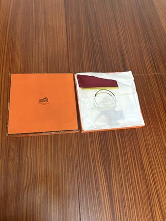 Foulard vintage Hermès avec boite 