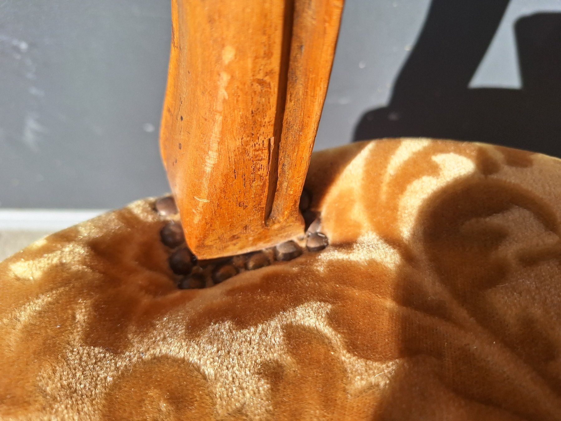 Stühle: 6 STÜCK NUSSBAUM LOUIS-PHILIPPE ESSSTÜHLE – Gebraucht aus Huttwil von Kunterbuntli 5