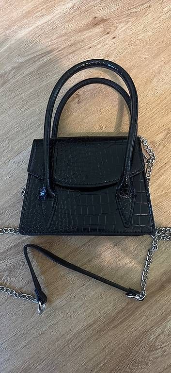 Taschen für Damen: Handtasche – Gebraucht aus Schöftland von nis_9zs5