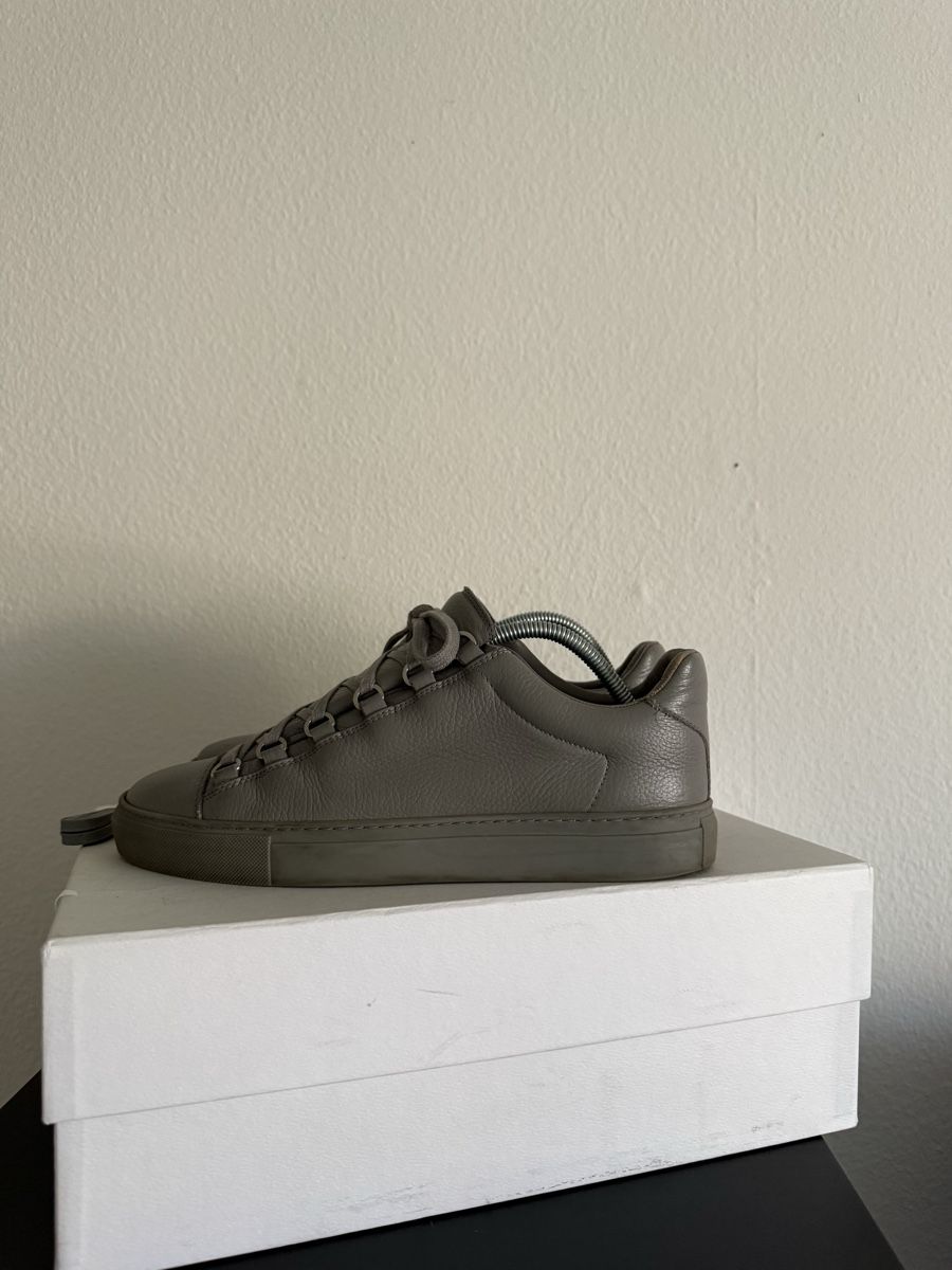 Balenciaga Scarpe da uomo: Balenciaga Arena Low Grey 41 – Usato da Allschwil venduto da M6e63 2