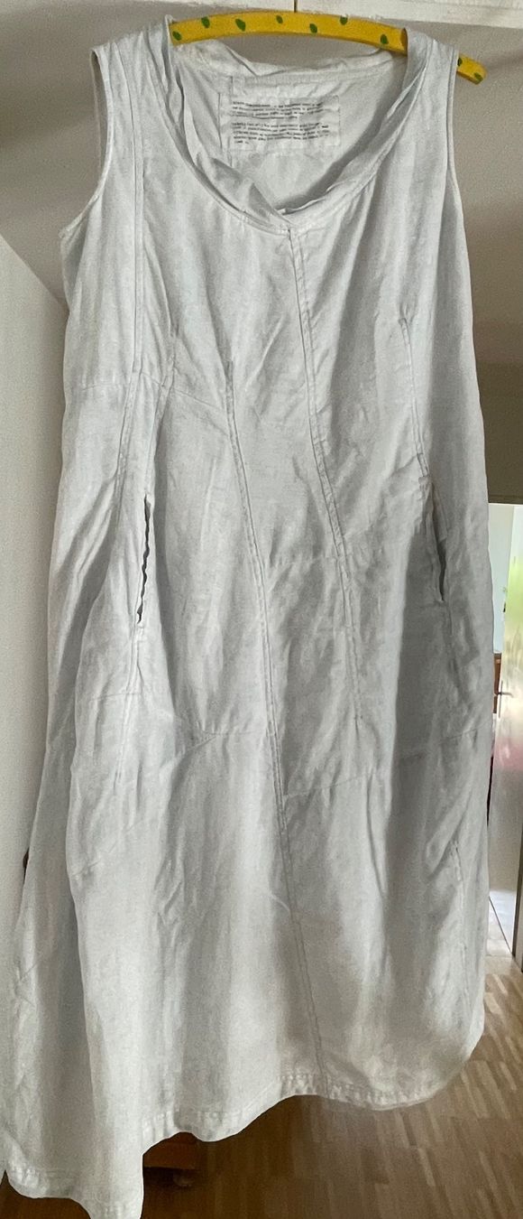 Rundholz Kleider: Rundholz Leinenkleid Gr.M/L – Neu (gemäss Beschreibung) aus Hinterkappelen von Allabianca 1