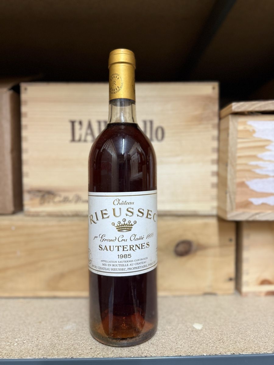 Vino: Château Rieussec Sauternes 1985 – Nuovo e nell'imballaggio originale da Troinex venduto da Airain