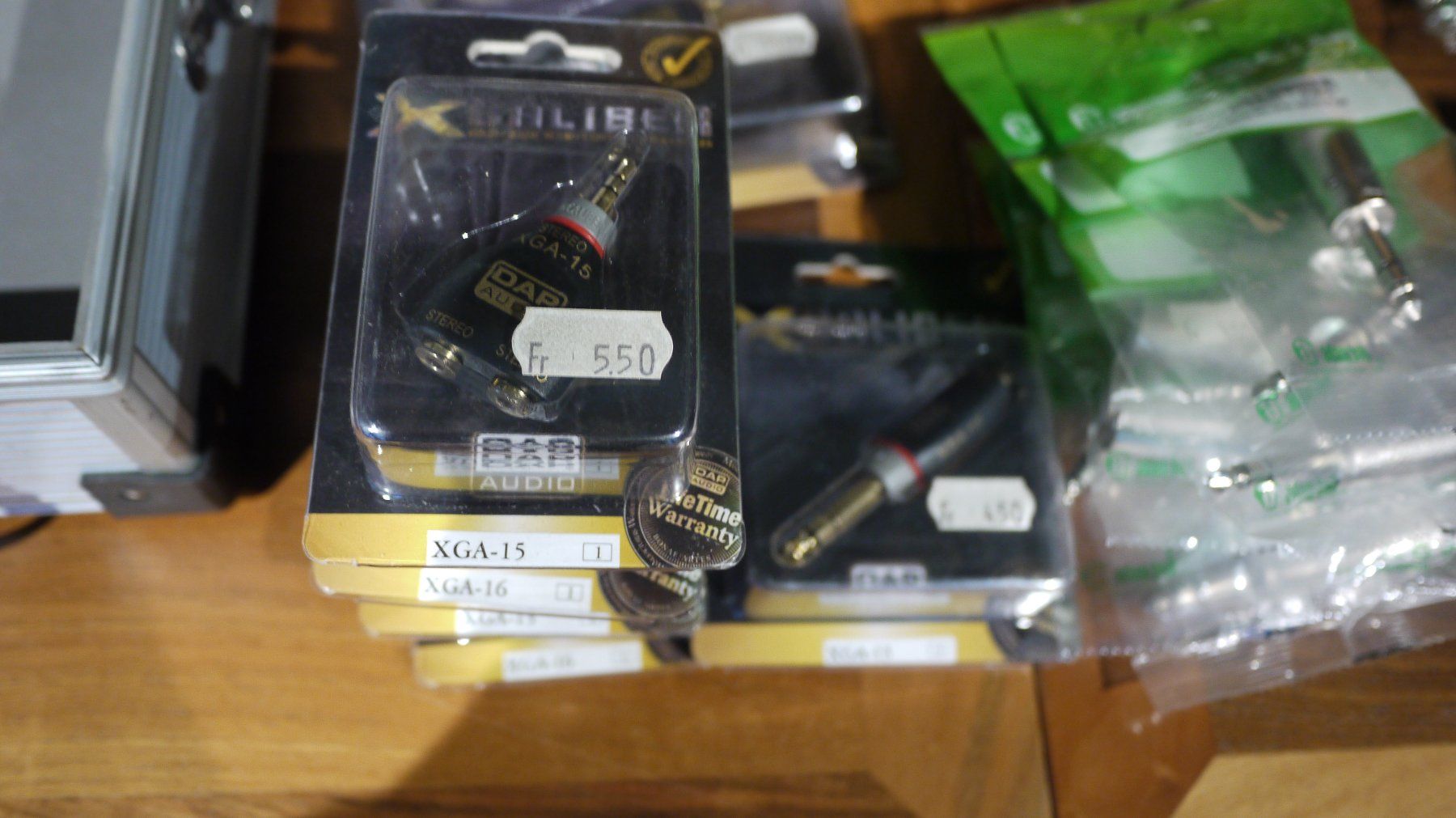 Kabel: DAP ADAM HALL Audio Adapter Notfall Set inkl. Koffer – Neu (gemäss Beschreibung) aus Kaiserstuhl AG von GTM-Kaiserstuhl 7