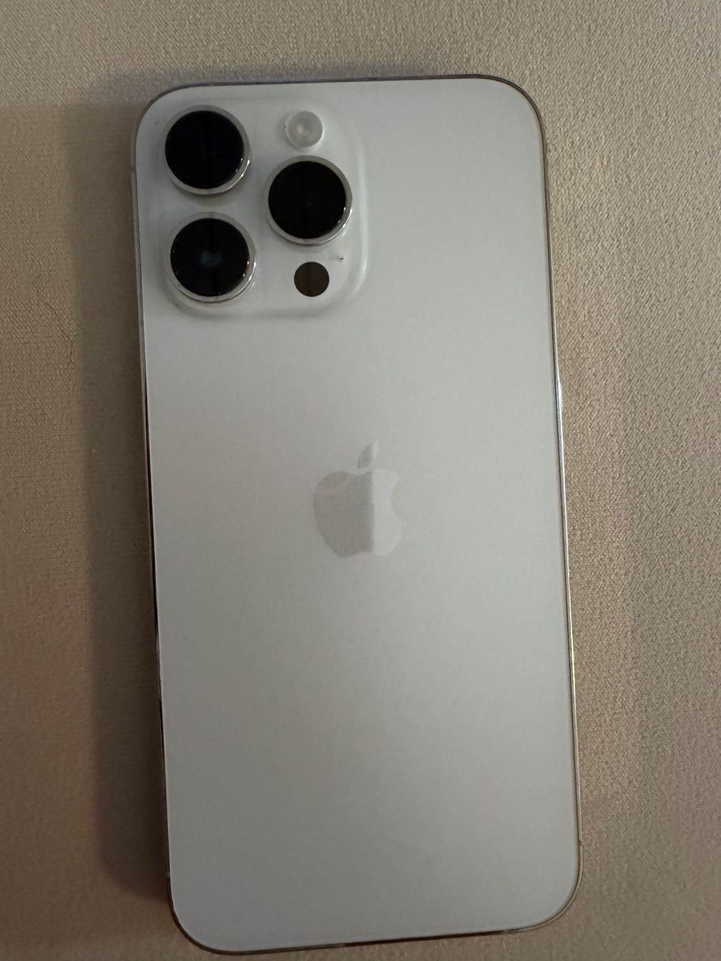 Apple Portables: Apple iPhone 14 Pro gebraucht – D'occasion à Embrach par lau_kv5d 1
