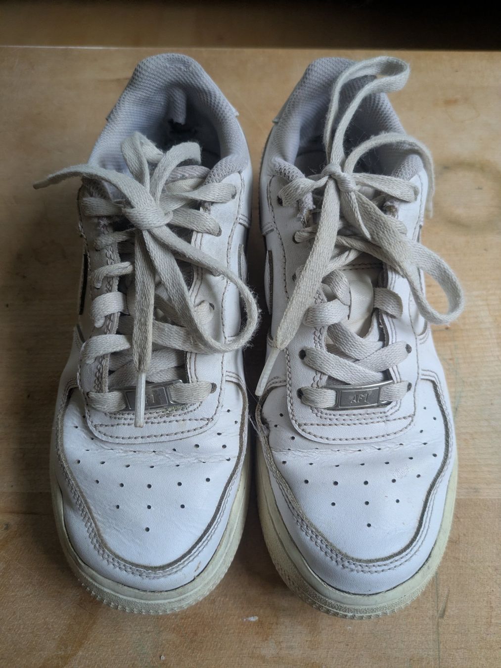 Nike Scarpe da uomo: Weisse Nike Air, Grösse 36 – Usato da Dornach venduto da mkh_8yst 1