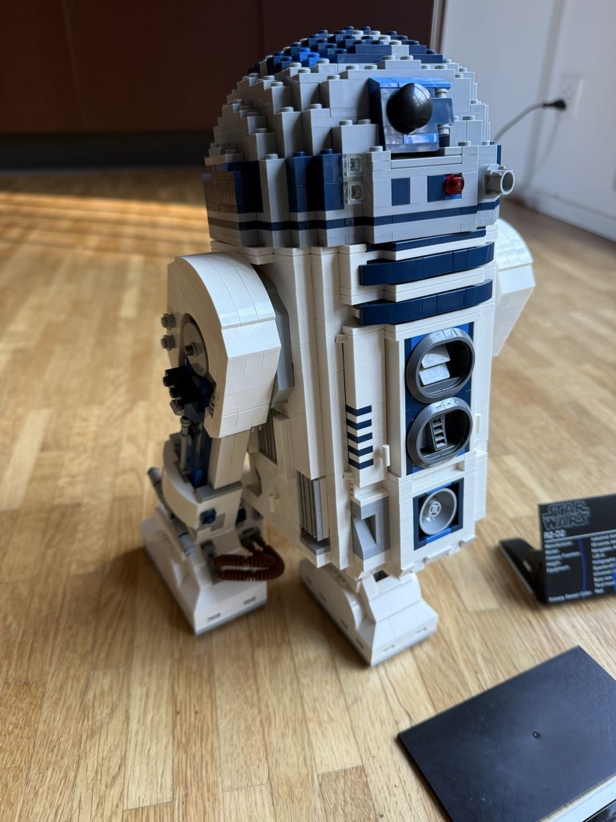 Lego Kit di costruzioni: Lego Star Wars UCS R2-D2, Set-10225 – Nuovo (secondo la descrizione) da Luzern venduto da bestbrands 1