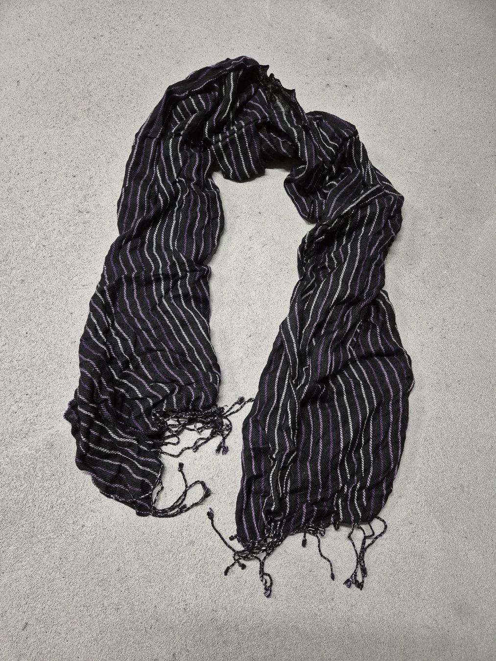 Foulard & Sciarpe: Schal – Nuovo (secondo la descrizione) da Känerkinden venduto da melbaumg 1