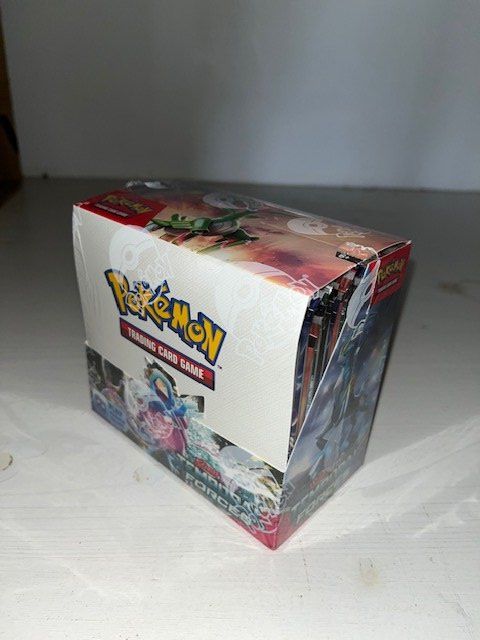 Pokémon Carte collezionabili: Temporal Forces Booster Box (eng) POKEMON – Nuovo e nell'imballaggio originale da Ueberstorf venduto da SpeedyBoat 1