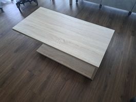Moderner Couchtisch in heller Eiche-Optik mit Glas-Element