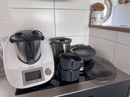 Vorwerk Thermomix TM5 Top-Set inkl. Cook-Key & 2. Mixtopf!