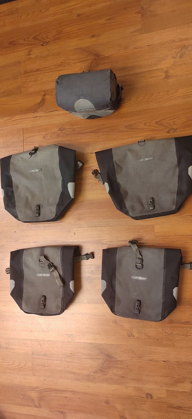 Ortlieb Taschen: Ortlieb Touren Taschen Set – Gebraucht aus Ostermundigen von sigimotion