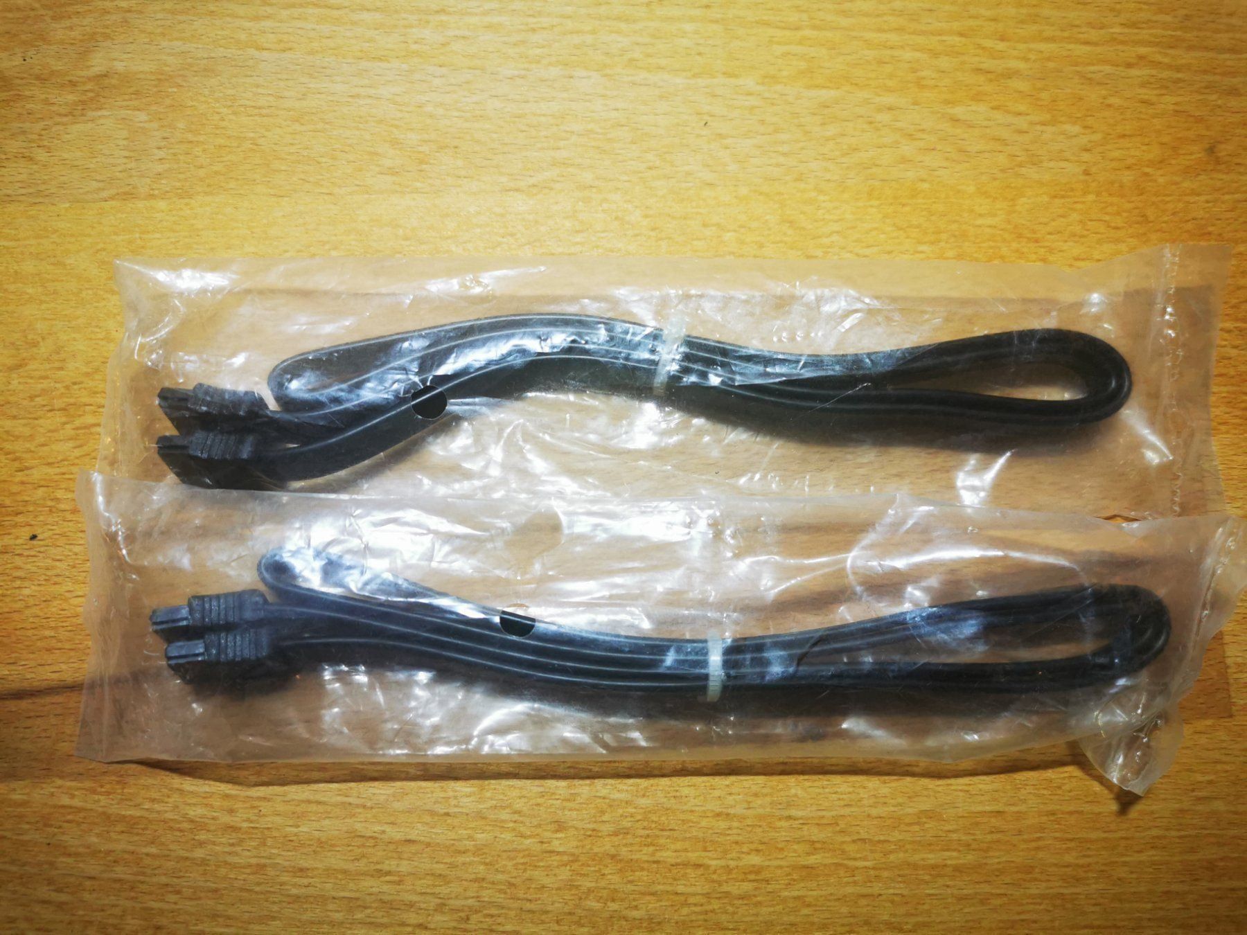 Kabel: S-ATA Kabel, 30-50cm – Neu und originalverpackt aus Buchs ZH von Sutoris