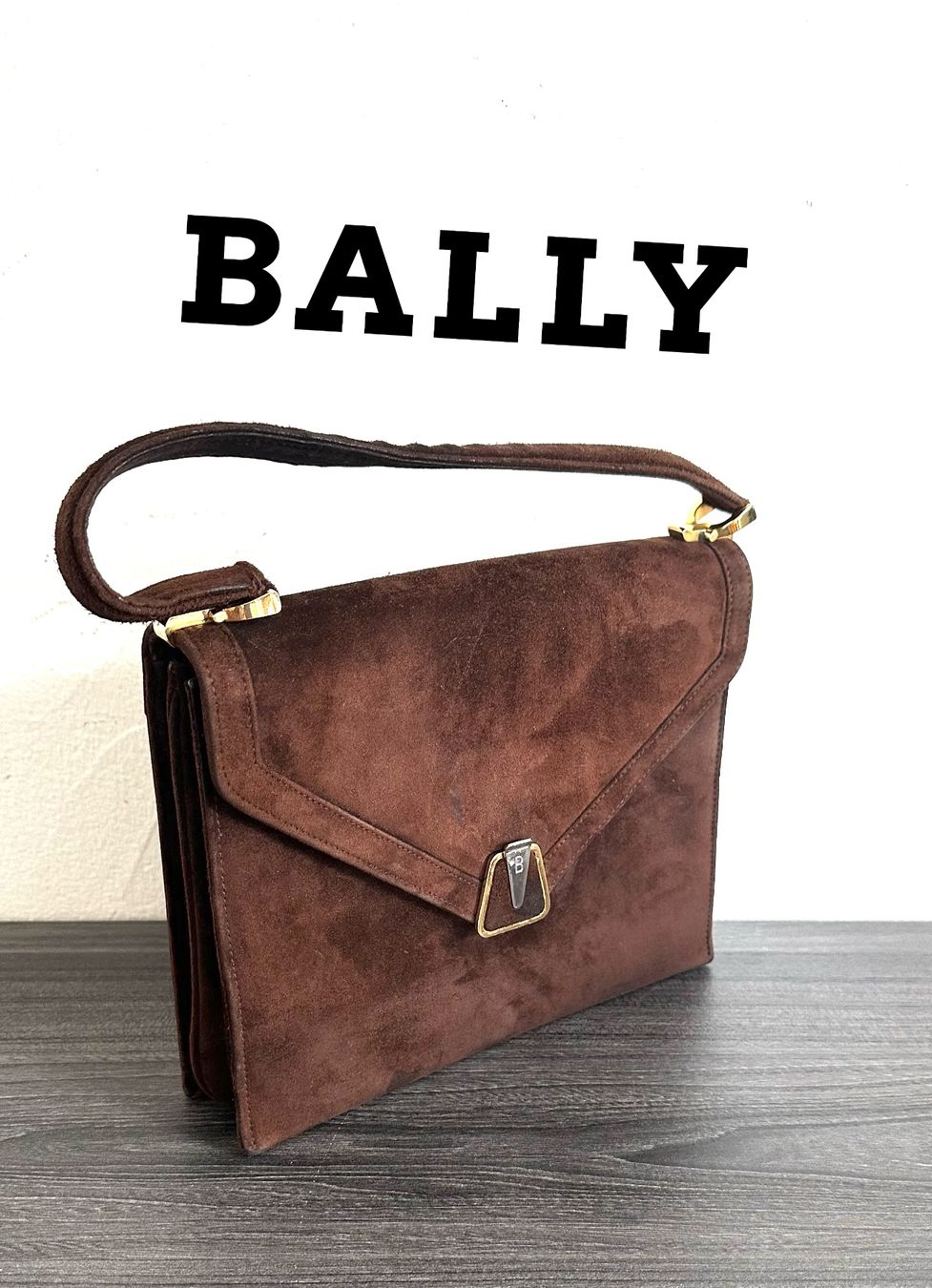 Bally Taschen für Damen: Vintage-Handtasche Bally aus Wildleder – Gebraucht aus Zürich von brazerola 1