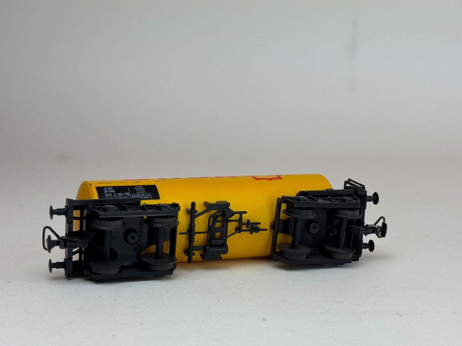 Roco Trains électriques: HR- Kleinbahn Tankwagon Shell – D'occasion à Elm par Wikmtz 2