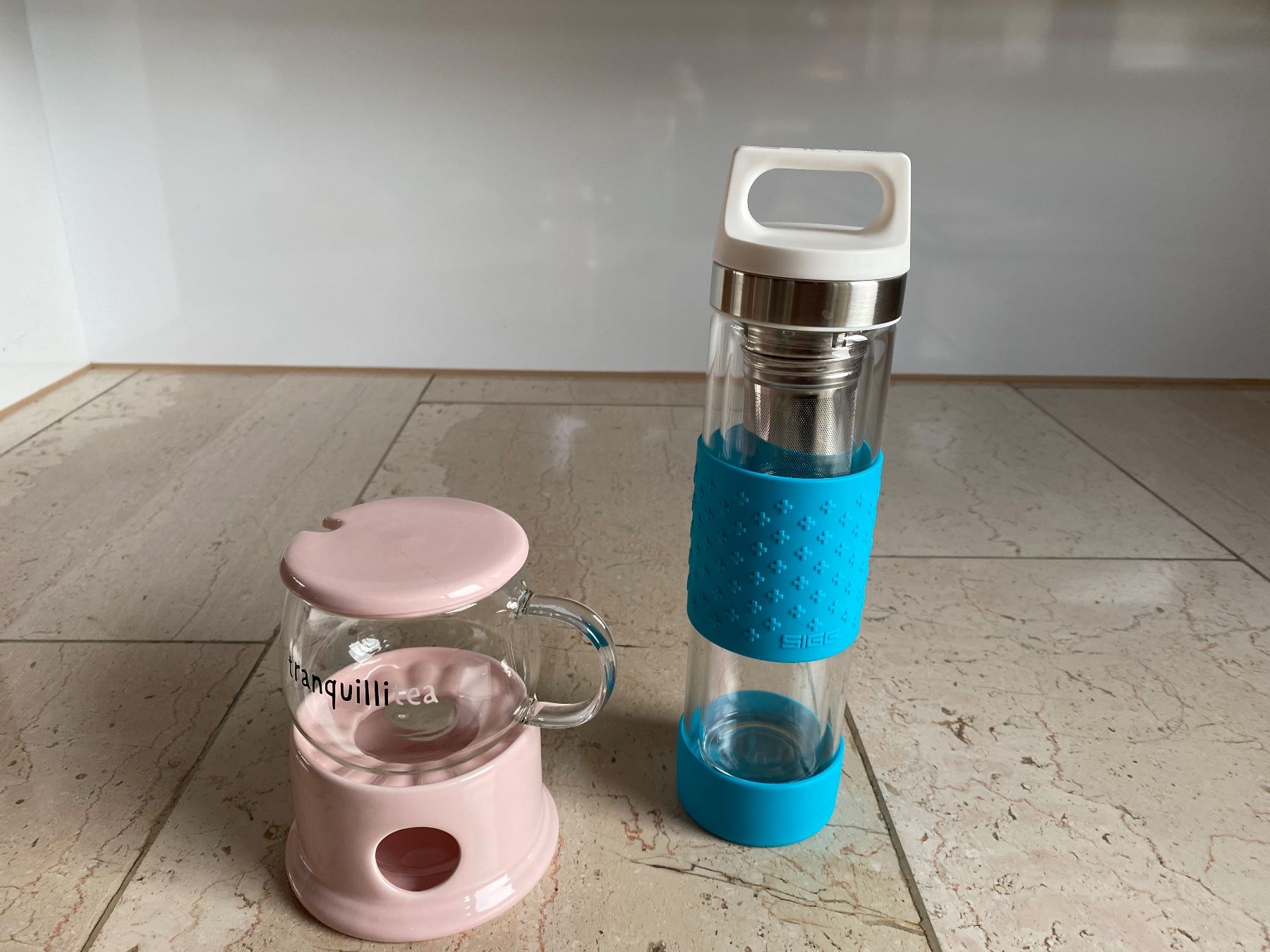 Teekannen: Tee-Set mit kleiner Thermosflasche – Neu (gemäss Beschreibung) aus Kesswil von Agitol