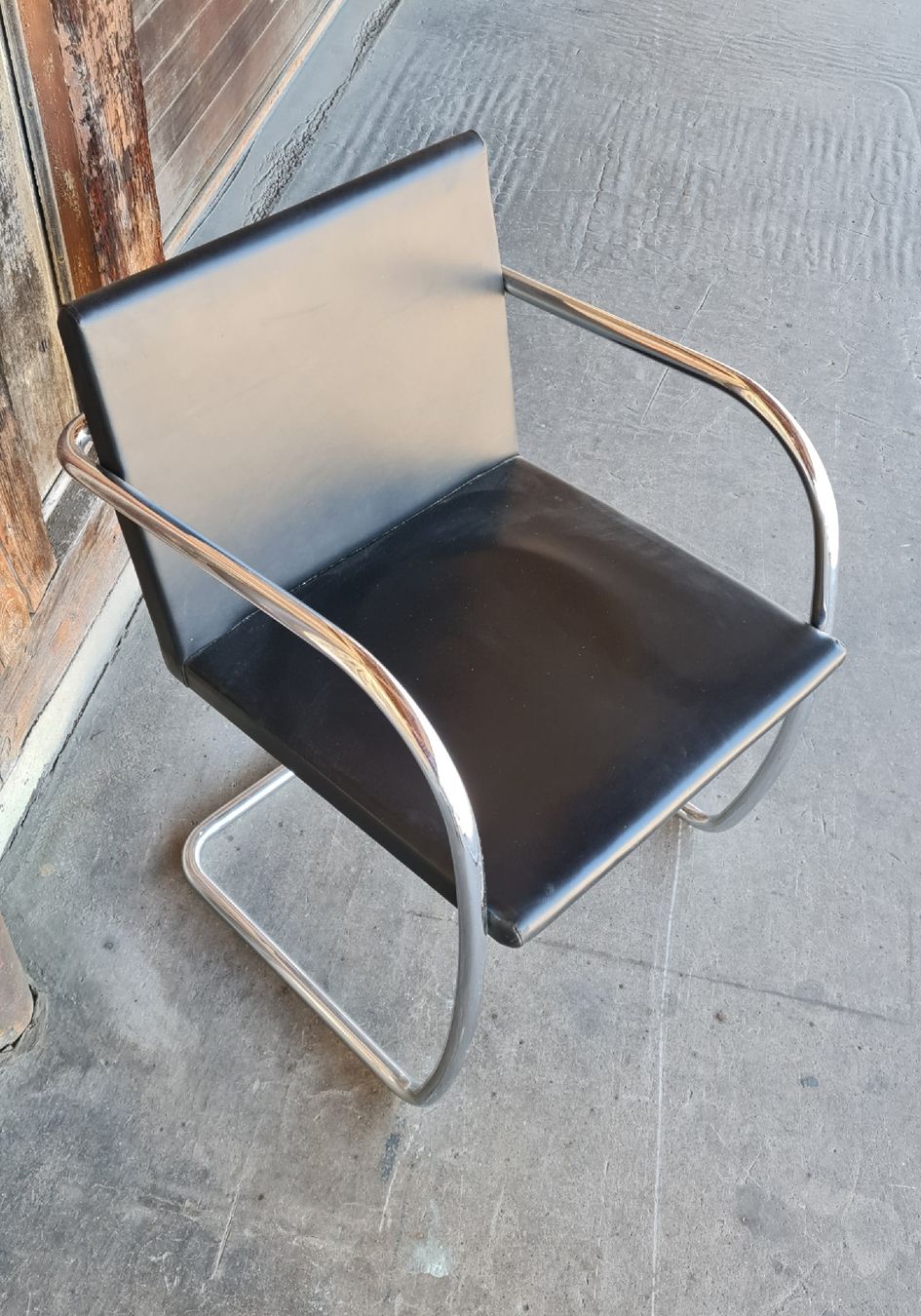 Knoll Poltrone: 4 BRNO Chairs – Usato da Bern venduto da lecorbeaubern 2