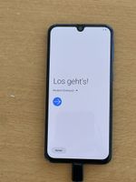 Samsung Galaxy A40 Smartphone mit Zubehoer guter Zustand