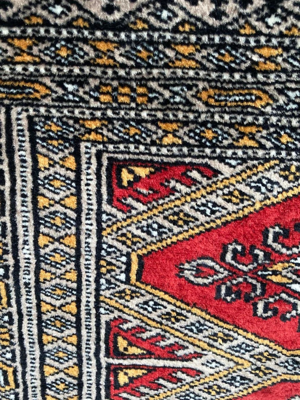 Tapis: Orientteppich Grösse 134cm x 75cm – D'occasion à Niederhelfenschwil par Chleeblatt1938 1