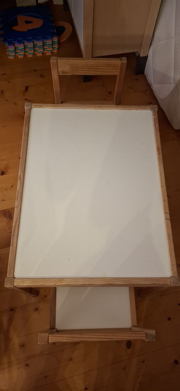 Ikea Giocattoli: Kindertisch und Stühle – Usato da Hittnau venduto da lei_7hnt
