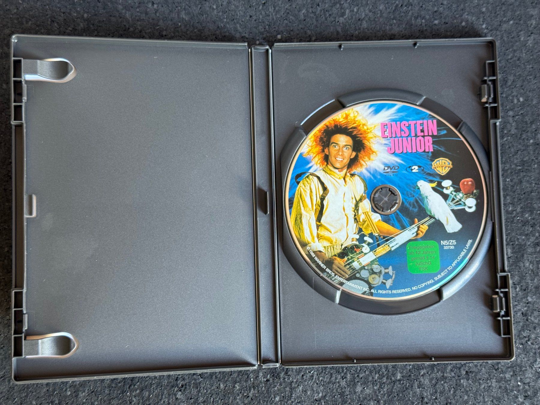Tous les DVDs: EINSTEIN Junior DVD DE/EN/SP/FR Yahoo Serious – D'occasion à Fribourg par tschjoly 4