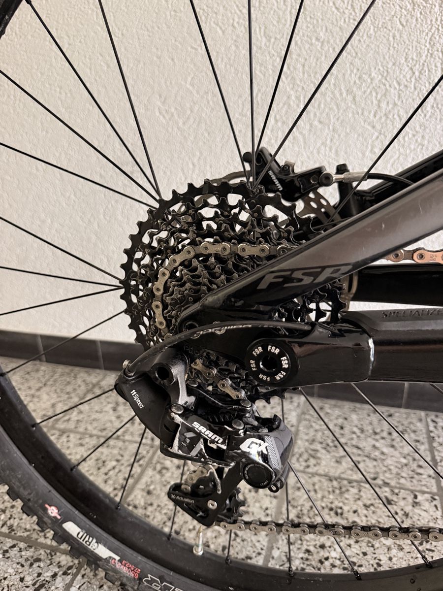 Specialized Velos: Specialized Enduro Comp 650B 27.5 M  – Gebraucht aus Stansstad von 91PD 5