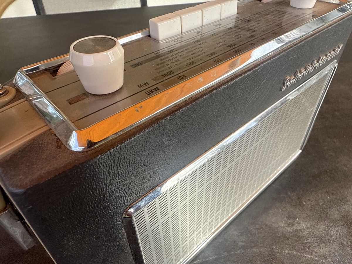 Radio: Vintage Radio – Usato da Horriwil venduto da Carrera68 6
