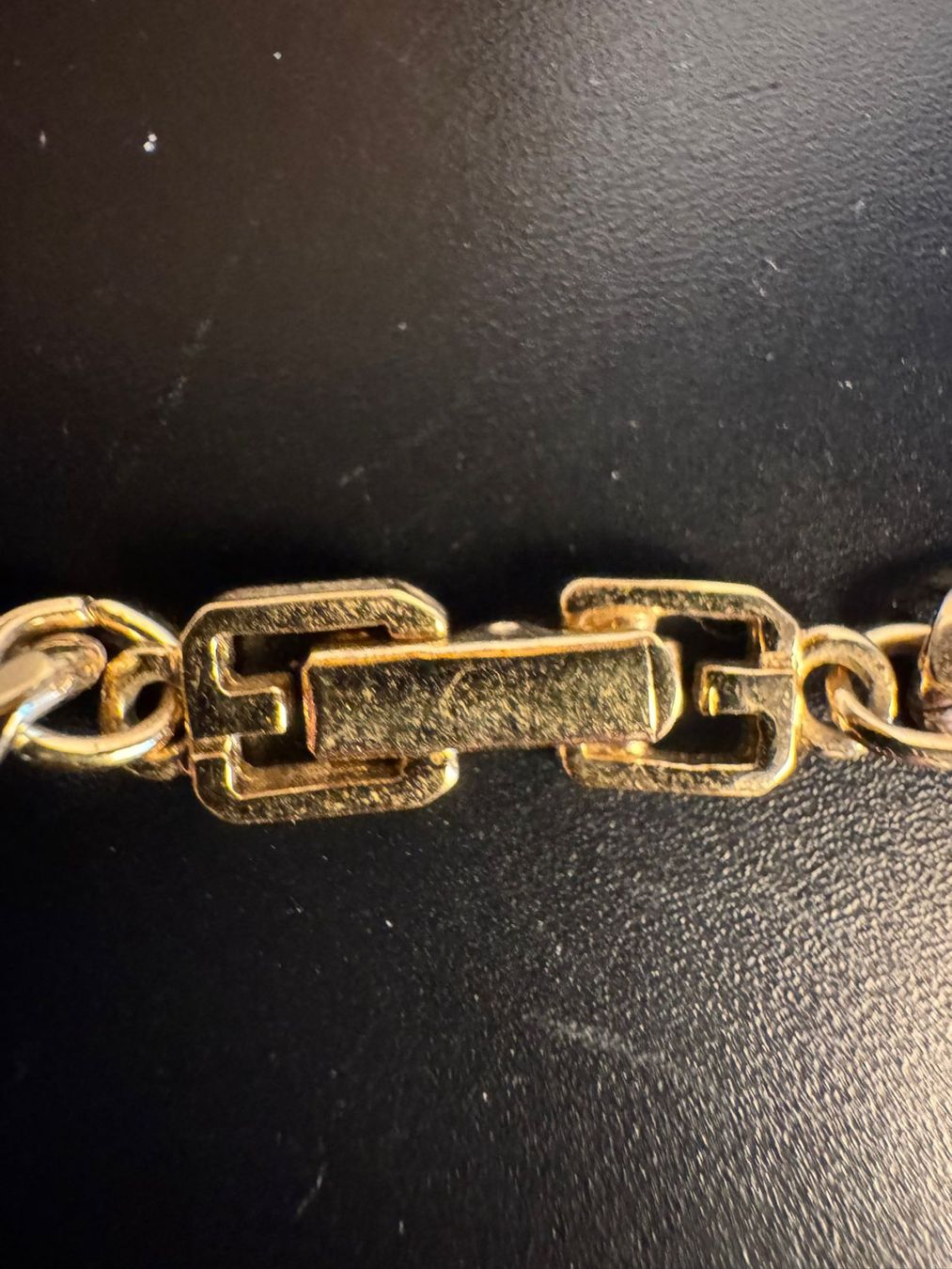 Givenchy Bracciali & Braccialetti: Givenchy Armband Goldfarben Vintage – Usato da Winterthur venduto da Dejv 3