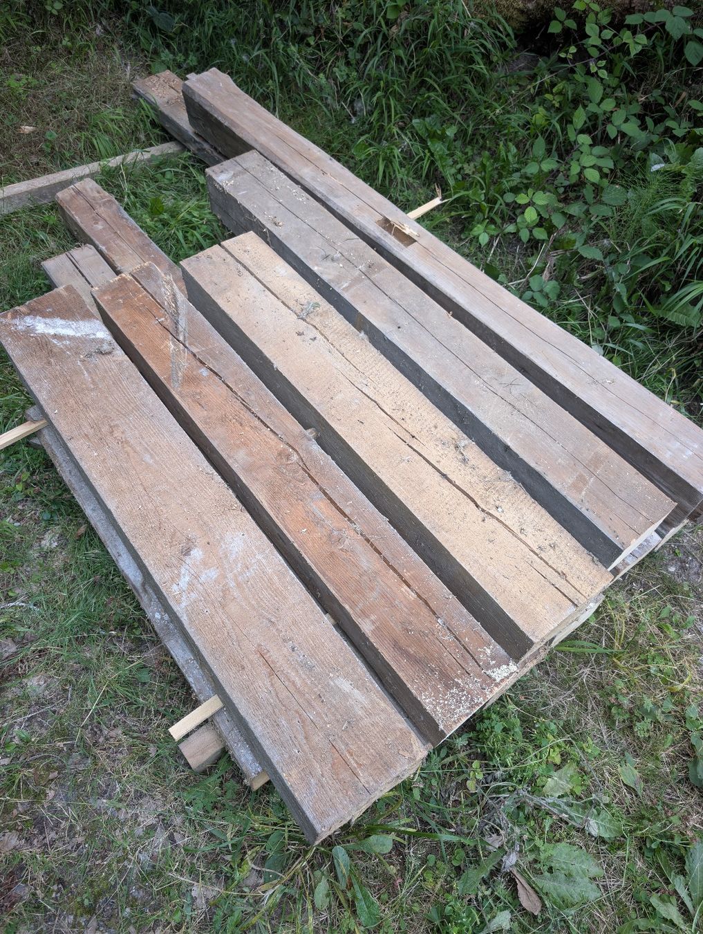 Holzartikel: Rustikale Altholbalken – Gebraucht aus Schlatt TG von _holzdesignbbq 5